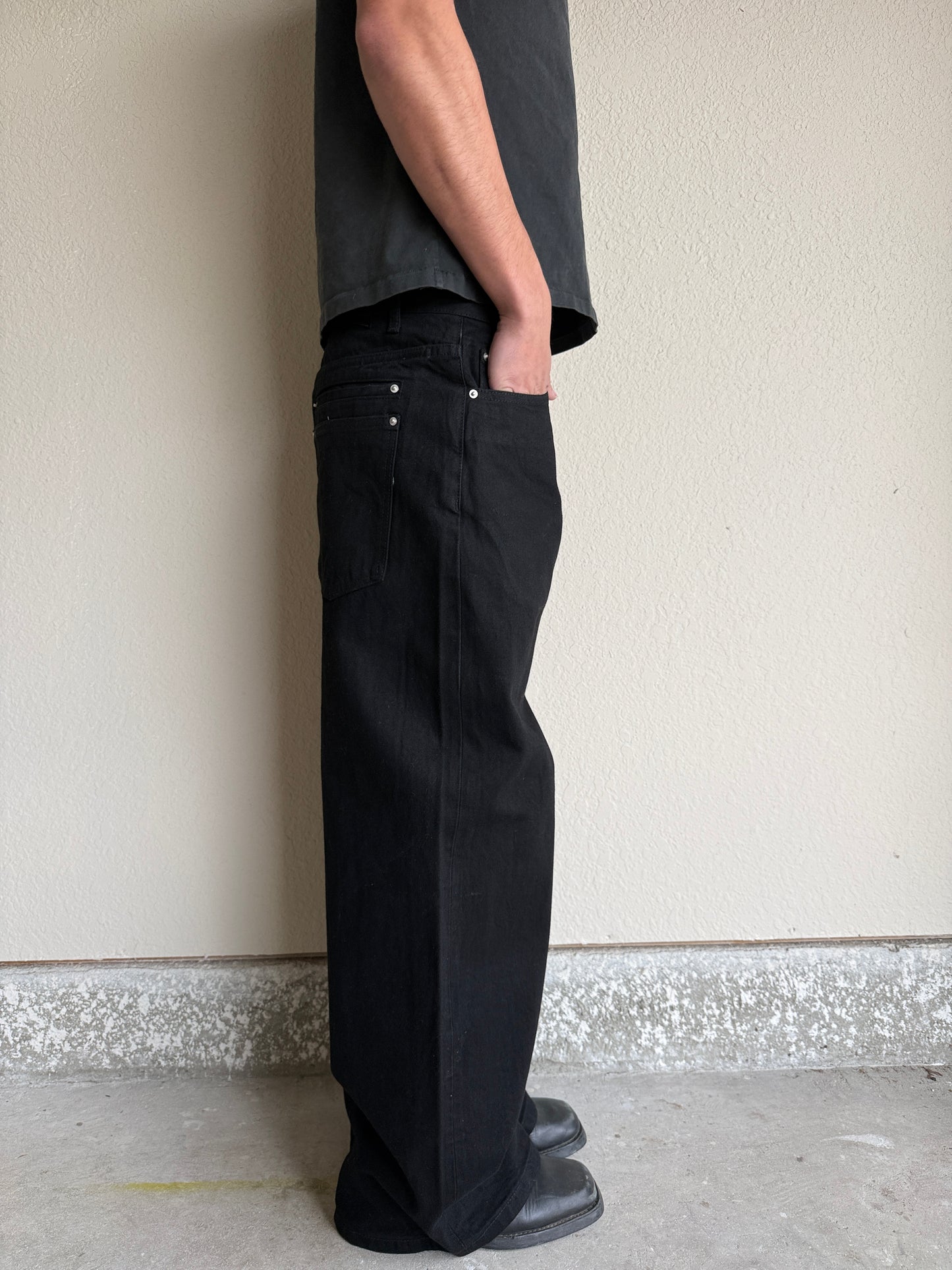 Jet Black Baggy Selvedge Denim