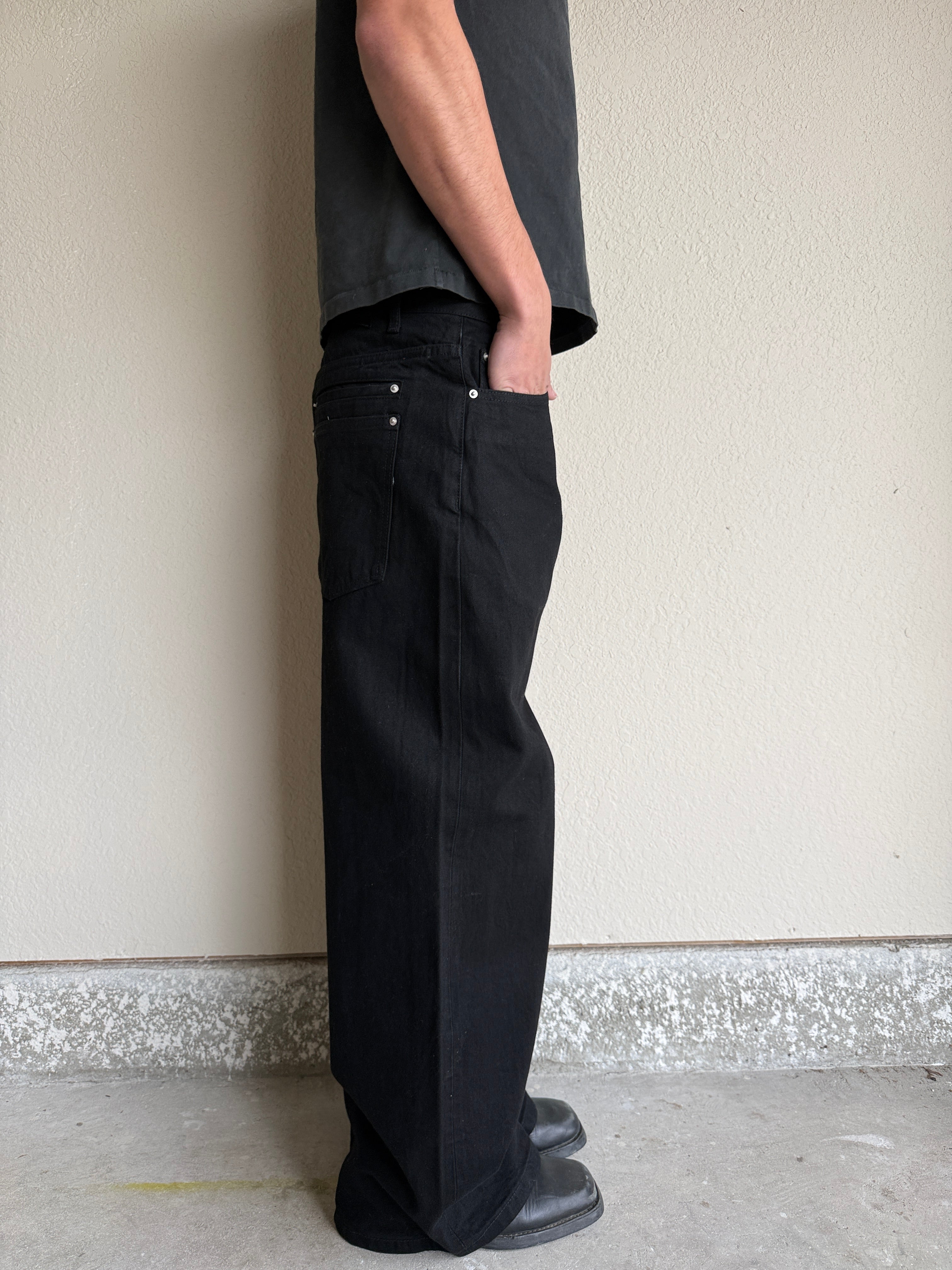 Jet Black Baggy Selvedge Denim